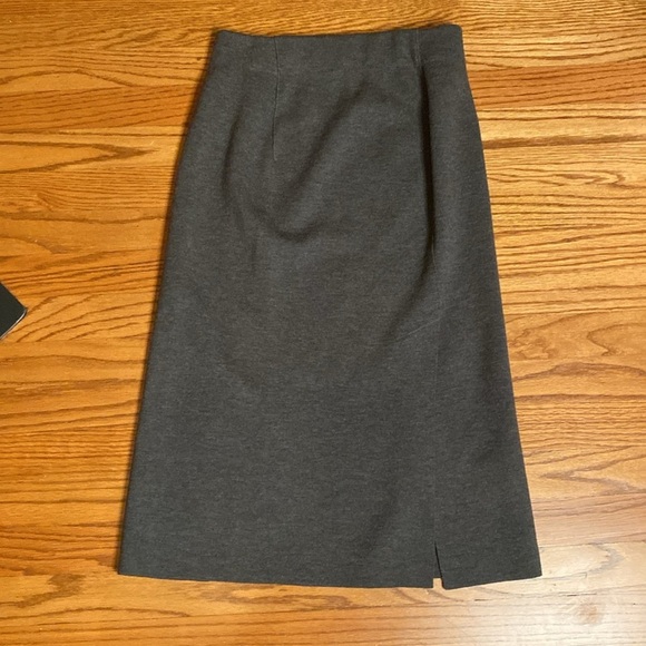 🆕 rag & bone Alanna Merino Wool Knee Length Knit Skirt in Medium Grey Small - Picture 3 of 8